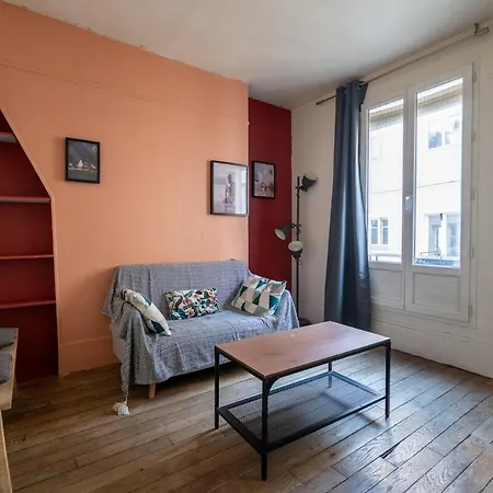 アパート Proche Sacre Coeur 18 パリ